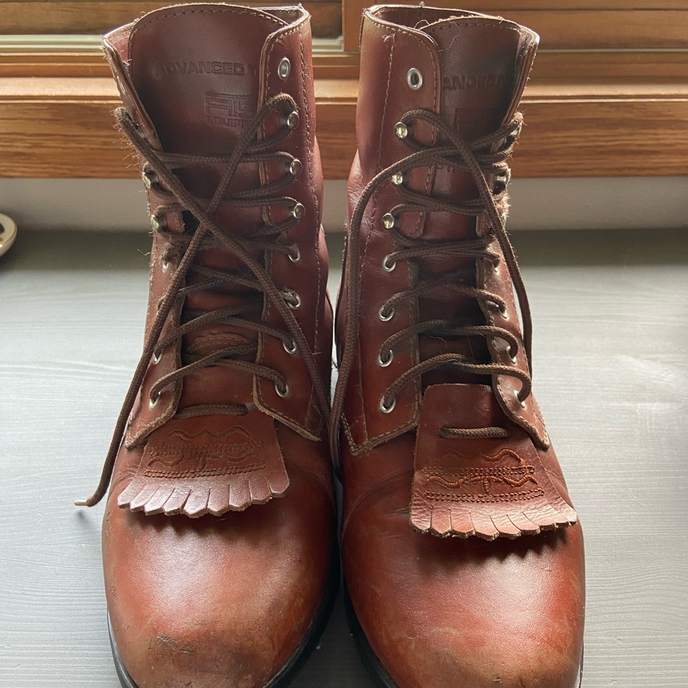 Ariat Lacer Boots- Size 8